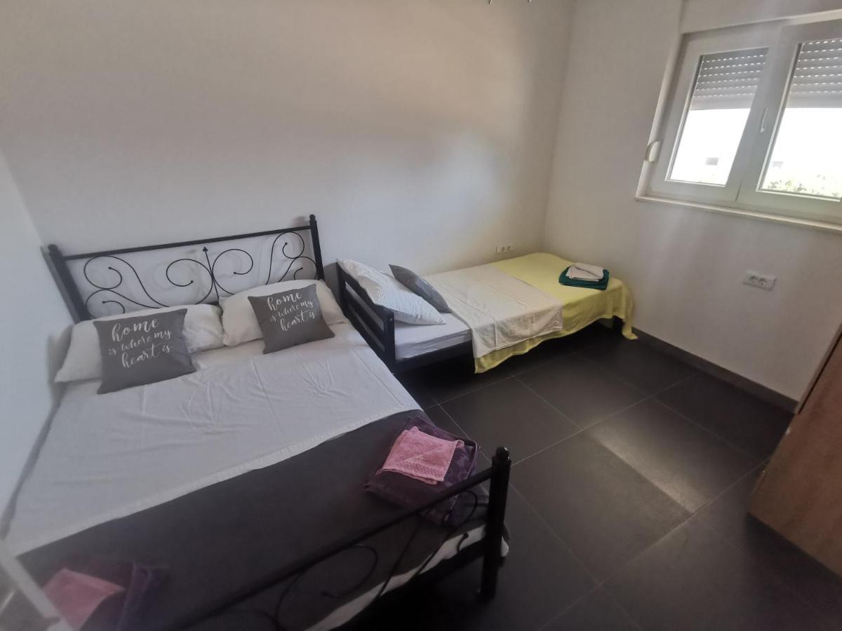 Villa Marta 3 Bedrooms, 2 Baths And Pool Kaštel Štafilić 외부 사진